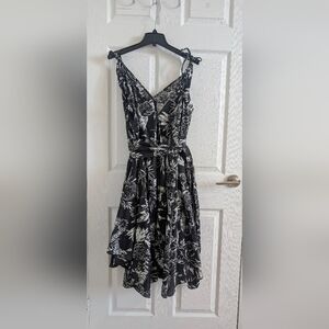 Boho Black White Floral  Dress 100%  Cotton Tie Strap Flowy Cottagecore Chic  OS